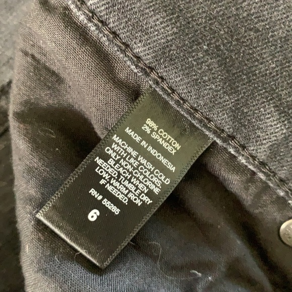 Express Jeans Black Distressed Jean Short Shorts - Picture 9 of 9